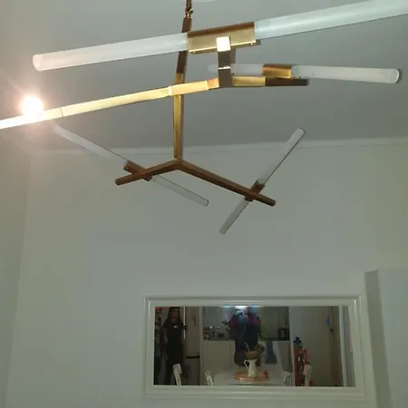 Tiny Individual Room- Bairro Alto Πανσιόν
